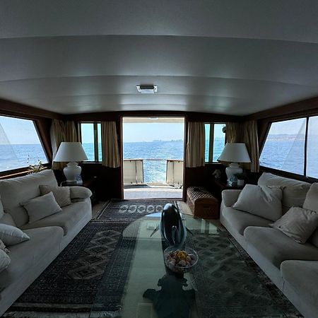 Hotel Yacht Our Alissa San Adrián de Besós Zewnętrze zdjęcie