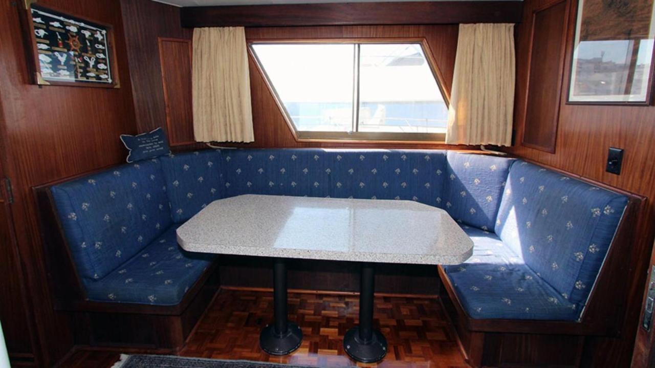 Hotel Yacht Our Alissa San Adrián de Besós Zewnętrze zdjęcie